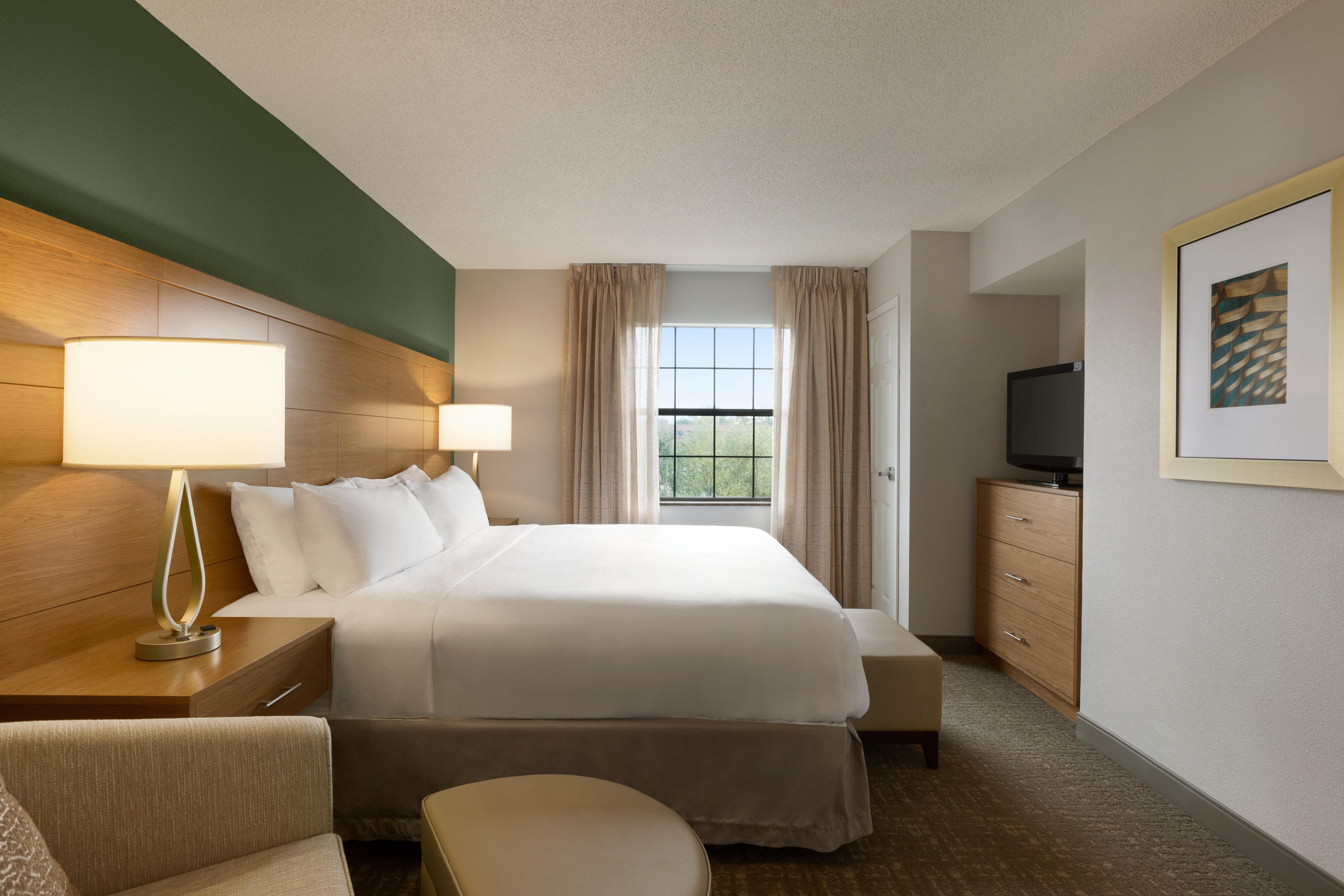 Staybridge Suites Tampa East- Brandon By Ihg Mango Exterior photo