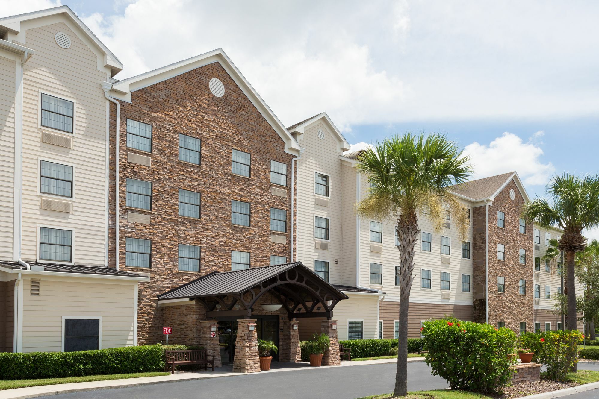 Staybridge Suites Tampa East- Brandon By Ihg Mango Exterior photo
